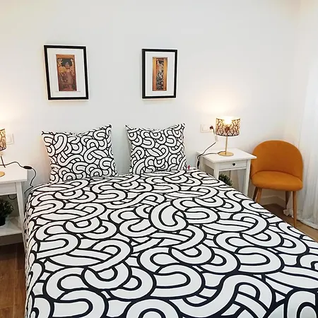 Apartamento A Estrenar A 5 Minutos De Atocha Apartment *