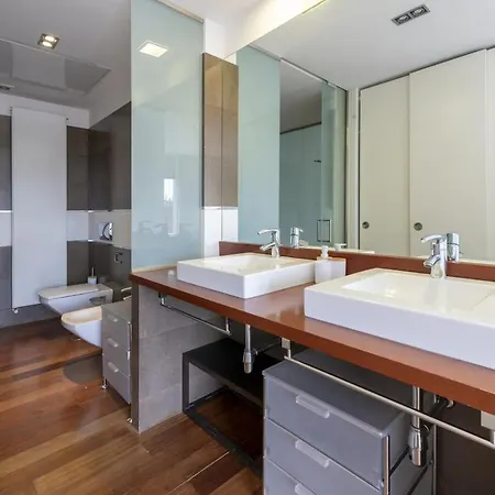 Temporary 3-bedroom Duplex In Downtown * Madrid