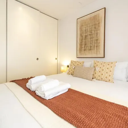 Temporary 3-bedroom Duplex In Downtown Apartment Madrid