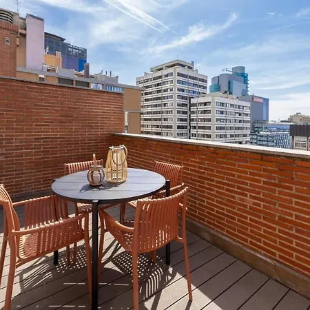 Temporary 3-bedroom Duplex In Downtown