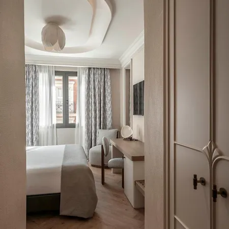 Vincci Centrum Hotel