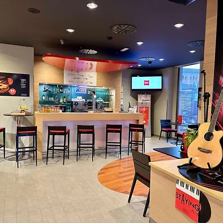 Отель Ibis Centro Ventas Мадрид