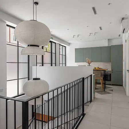 Waou Urban Guest house *