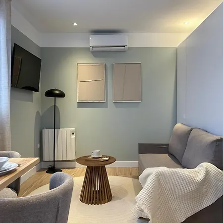 Arturo Soria By Charming Aparthotel