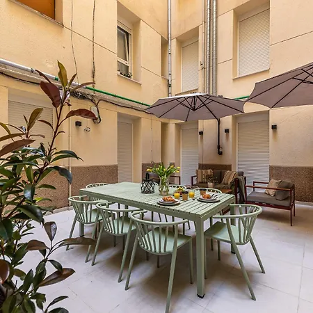 Guest house Waou Urban Chamberi *
