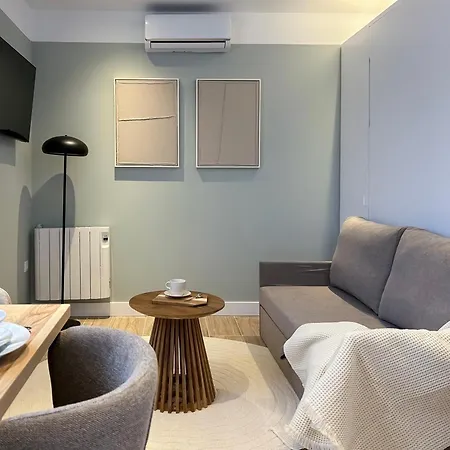 Arturo Soria By Charming Aparthotel