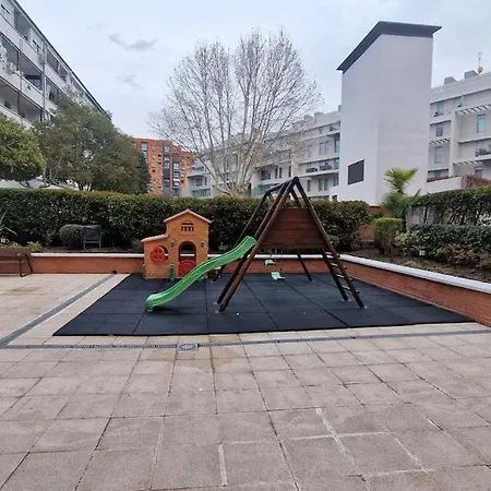 For Spacious, Temporary, And 3-bedroom Aca65 Apartment Madrid