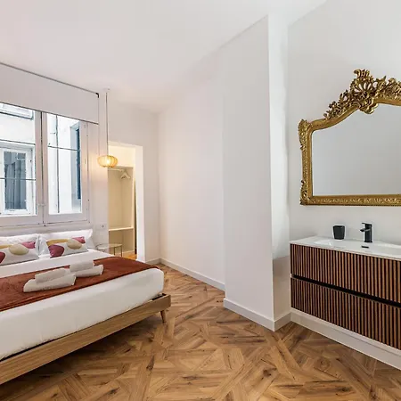 Apartment Queens Plaza Mayor Iv - Alquiler Corta Duracion *