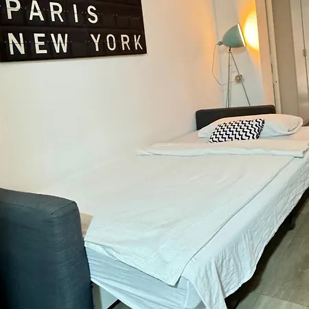 Apartment Dianthus House