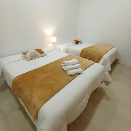 Hostel Alexa Host