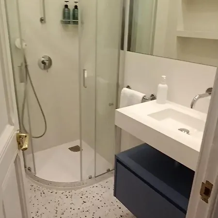 Apartamento Piso Reformado De 2 Y 2 Banos Madrid