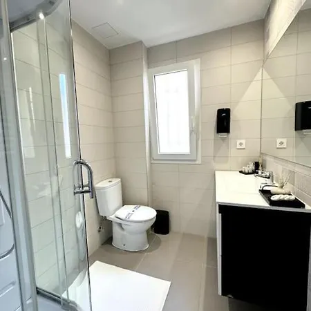 Privileged In Retiro Apartment Madrid