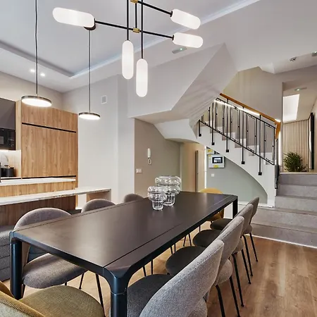 Fuencarral Living 7br 7bh Ferienhaus *