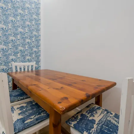 Casa Bombonera Azul Apartment Madrid