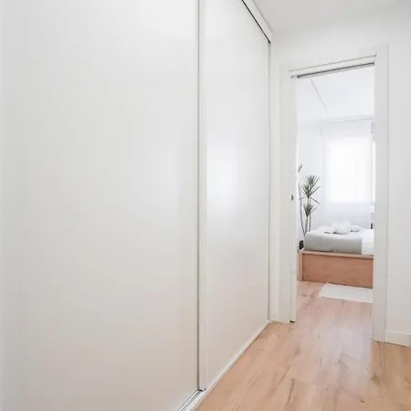 Cozy Stylish -1bedroom 1bathroom-chamberi Apartment