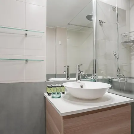 Apartment Cozy Stylish -1bedroom 1bathroom-chamberi *