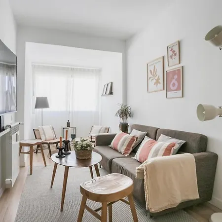 Cozy Stylish -1bedroom 1bathroom-chamberi Apartment *
