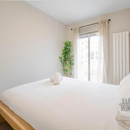 Smart 6 En Adrian Pulido Con Parking Apartment Madrid