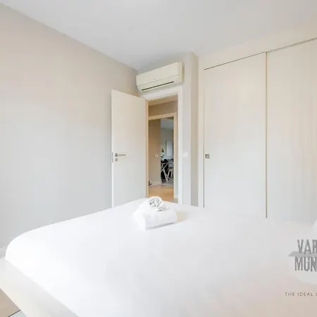 Smart 6 En Adrian Pulido Con Parking Apartment Madrid
