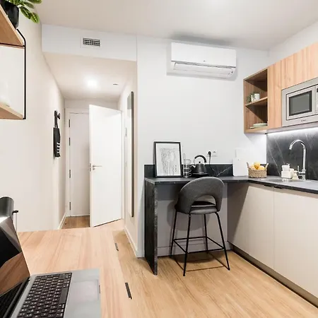 Apartment Alquiler De *