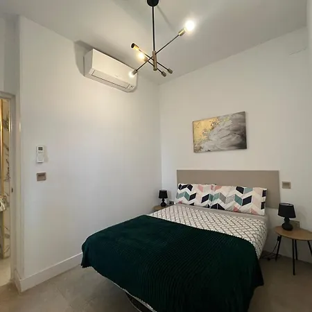 Loft12 Luxury Plaza Mayor Apartment