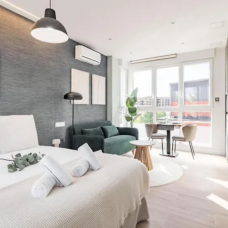 Aparthotel Arturo Soria By Charming Madrid