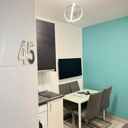 Apartment Larga Noviciado Centro Madrid
