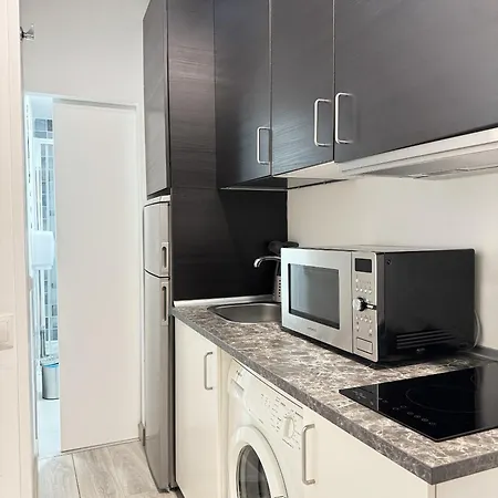Apartment Larga Noviciado Centro