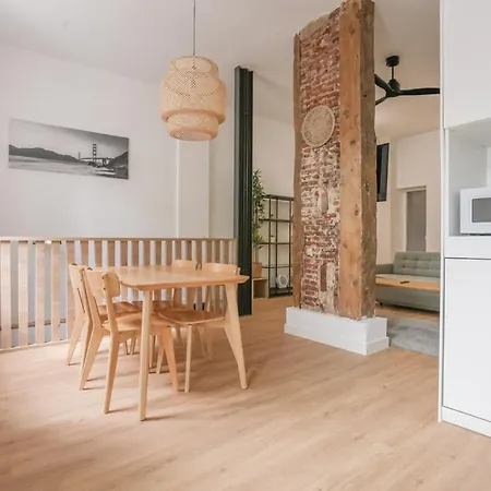Modern Duplex-2bedrooms 3baths-palacio Apartamento