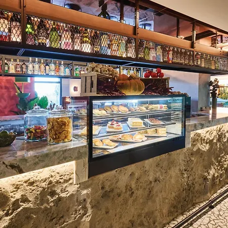 Ibis Styles Airport Valdebebas 3*