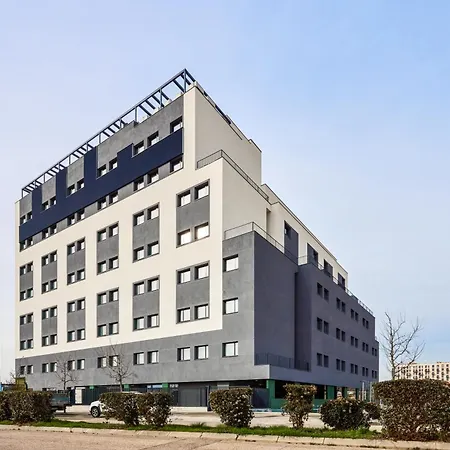 Ibis Styles Airport Valdebebas 3*