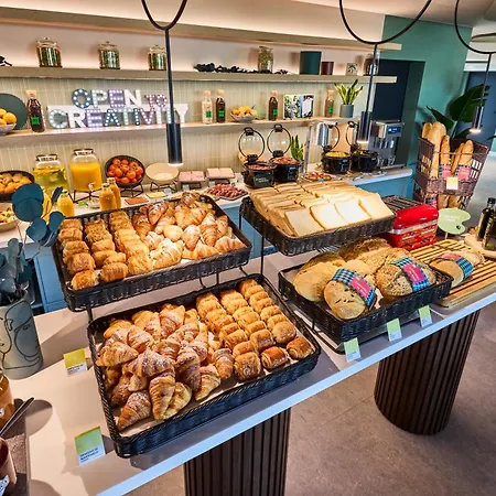 Ibis Styles Airport Valdebebas Madrid