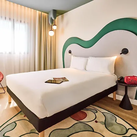 Ibis Styles Airport Valdebebas Hotel 3*