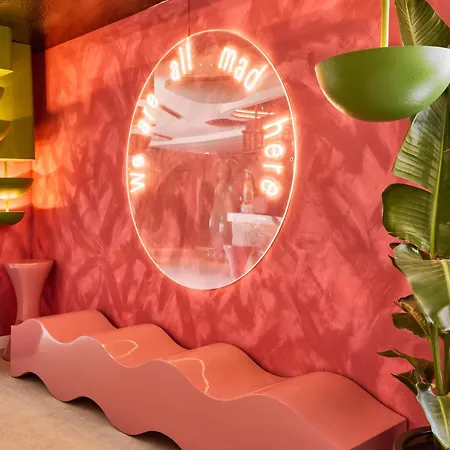 Hotel Ibis Styles Airport Valdebebas 3*