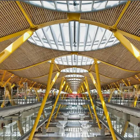 Ole Ifema, Aeropuerto Apartamento Madrid