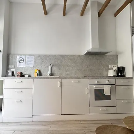 Apartment Artbel En Numancia *