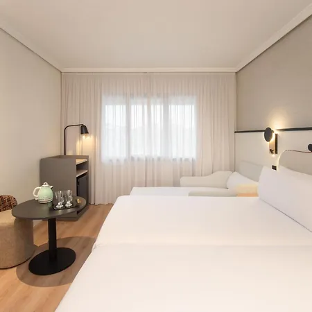 Alameda Aeropuerto, Affiliated By Melia 4*