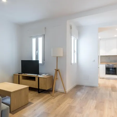 Bright Modern - 2bedrooms 1bathroom - Delicias