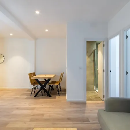 Bright Modern - 2bedrooms 1bathroom - Delicias
