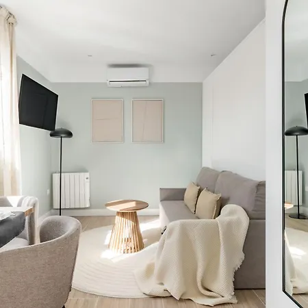 Arturo Soria By Charming Aparthotel