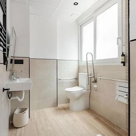 Arturo Soria By Charming Aparthotel