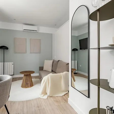 Aparthotel Arturo Soria By Charming Madrid