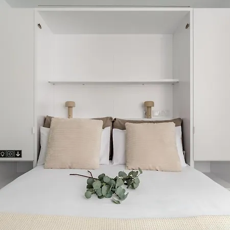 Aparthotel Arturo Soria By Charming Madrid