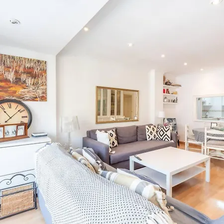 Moderno En Chamberi Apartment Madrid