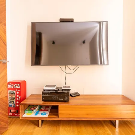 Apartment V73 Elegance & Comfort - Luxury In Barrio Salamanca