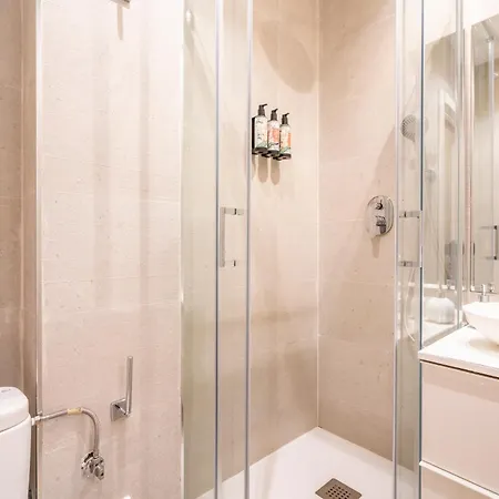V73 Elegance & Comfort - Luxury In Barrio Salamanca Madrid