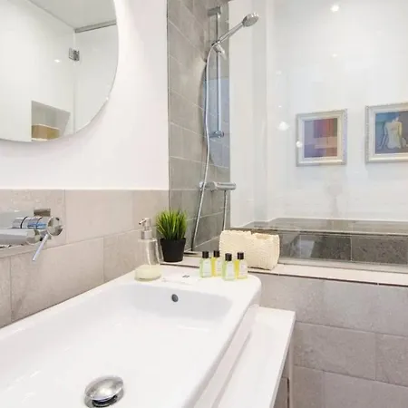 Appartamento Renovated And Modern- 3bd 2bth- Anton Martin Madrid