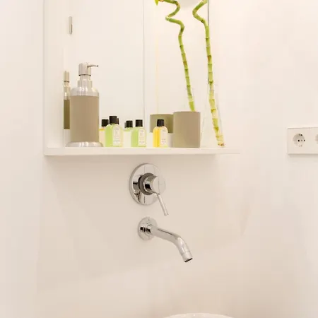 Apartamento Valverde 19, Esc Interior 3º Izq