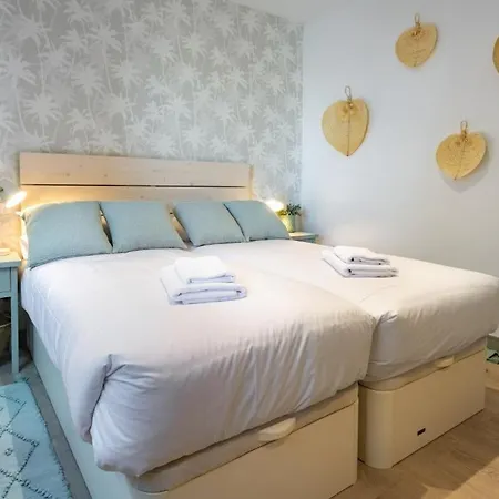 Apartment 2 Bedrooms 1 Bathroom Furnished - Justicia - Incredible Views - Mintystay