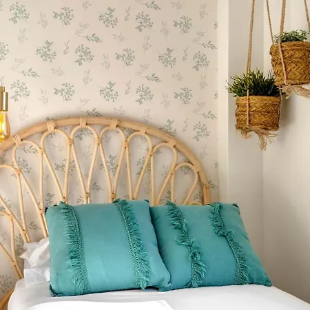 2 Bedrooms 2 Bathrooms Furnished - Chamberi - Refurbished Wterrace - Mintystay